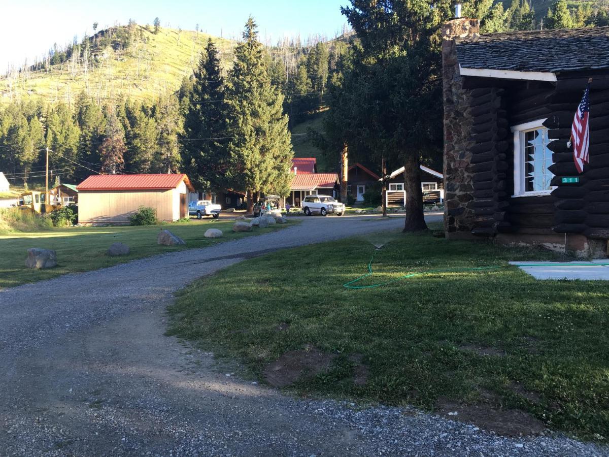 Antlers Lodge Кук Сити Екстериор снимка